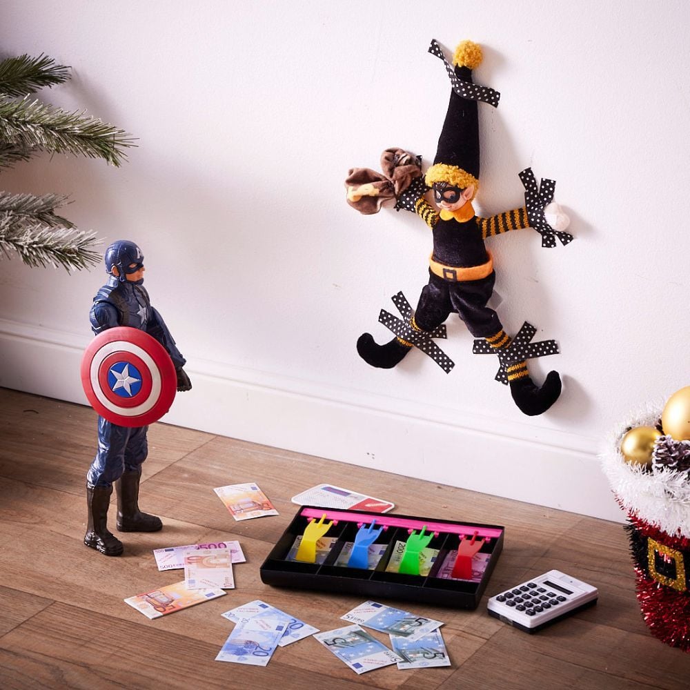 lutin voleur capturé par Captain America