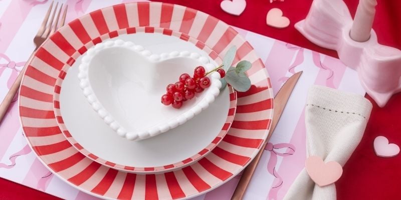 Acc&eacute;der &agrave; la cat&eacute;gorie Arts de la table de la collection &eacute;motion