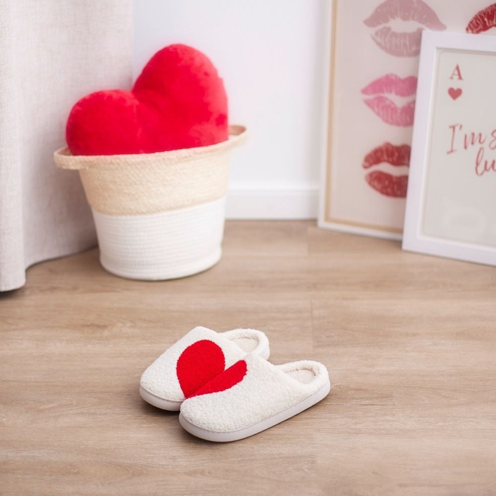 Acc&eacute;der aux chaussons avec un c&oelig;ur dessin&eacute;