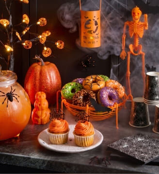 Table Halloween