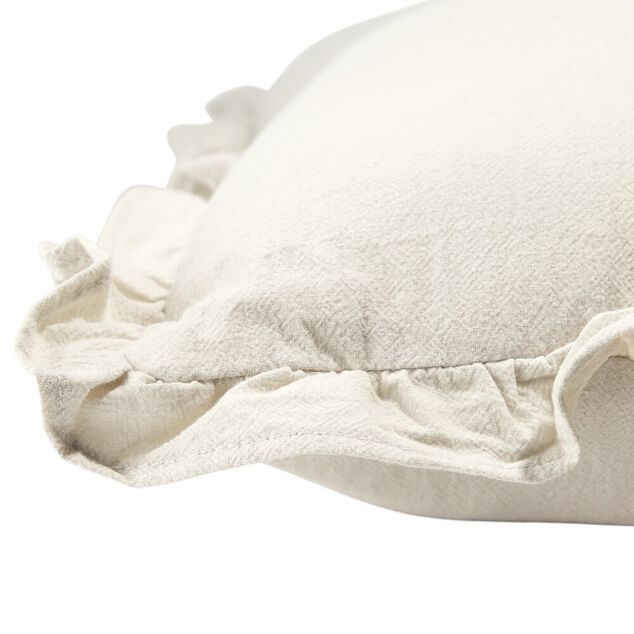 Coussin carr&eacute; avec volants coton lav&eacute; beige 45x45cm