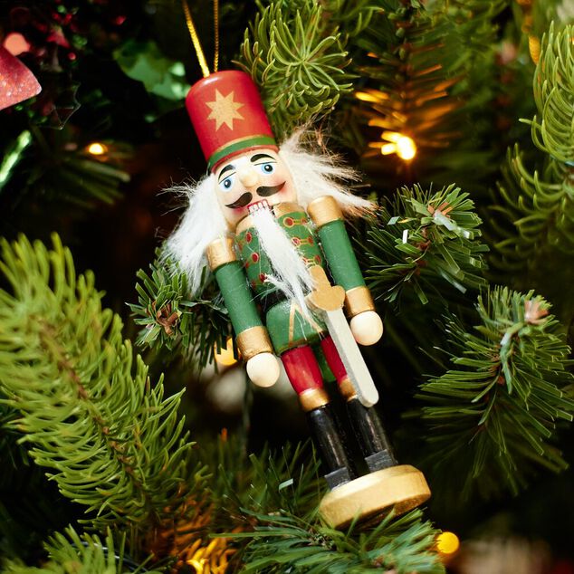 Figurine Casse-Noisette Noël en bois à poser 6x5xH18cm (3 modèles)