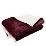 Plaid pilou pilou sherpa blanc et prune 127x152cm