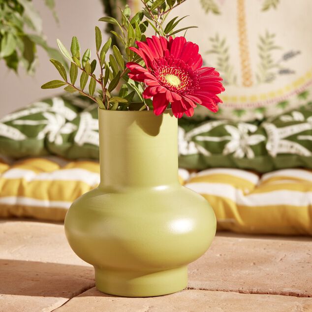 Vase arrondi contemporain m&eacute;tal vert &Oslash;13xH15cm