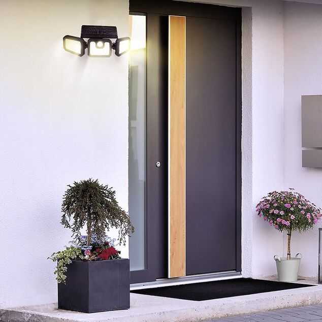 Lampe solaire triple LED 340 lumens projecteur d&eacute;tecteur de mouvement