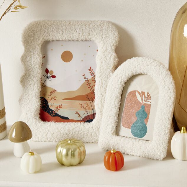 Cadre photo bord ondulé tissu bouclette blanc 20x30cm