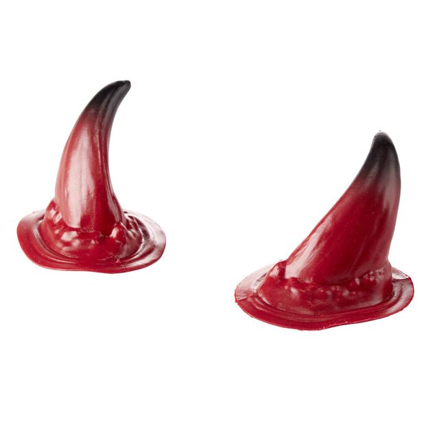 Maquillage Halloween diable rouge avec cornes