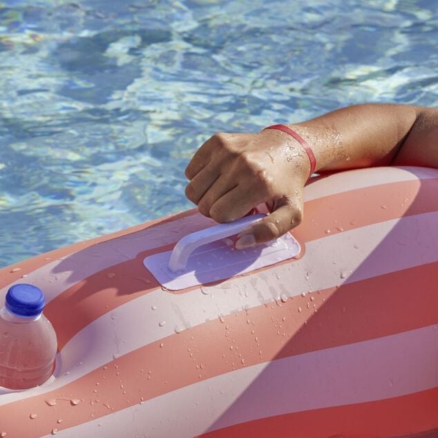 Si&egrave;ge gonflable &agrave; rayures 115x90cm - 3 mod&egrave;les