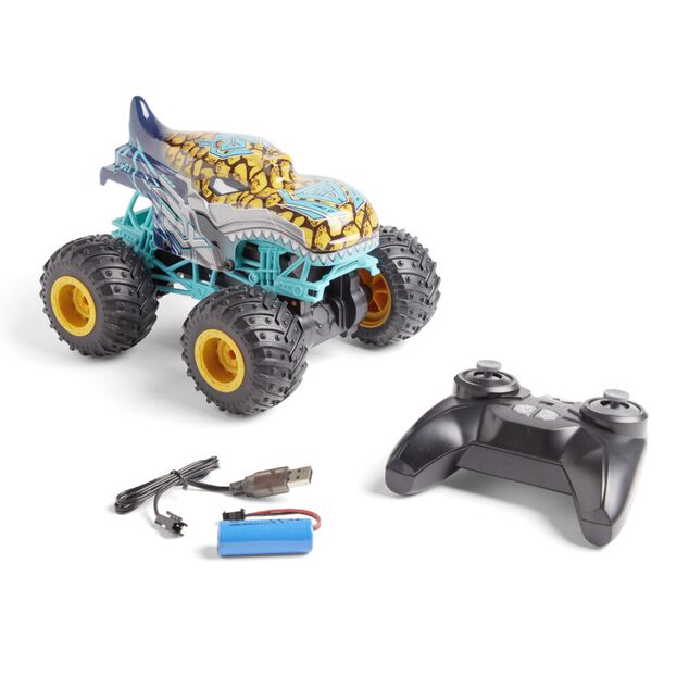 Voiture radiocommand&eacute;e sonore et lumineuse - 2 mod&egrave;les