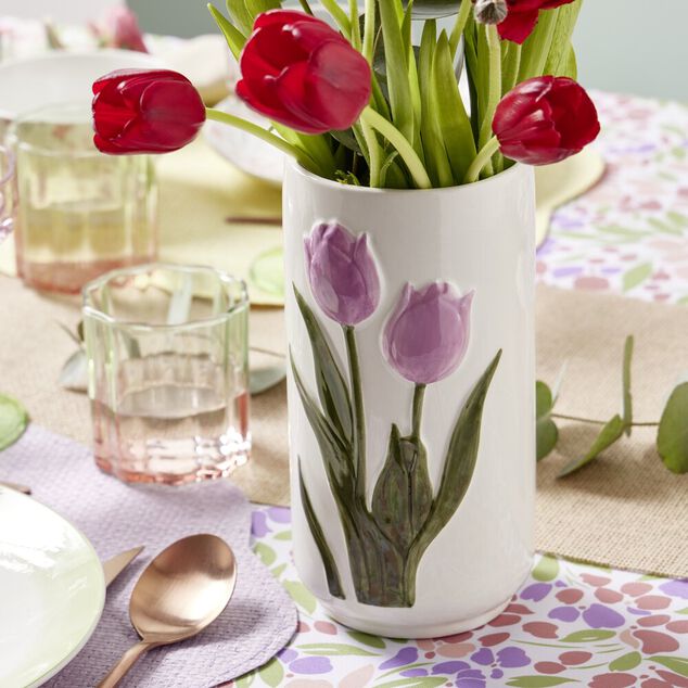 Vase en c&eacute;ramique blanc relief tulipe 3D &Oslash;10xH20cm