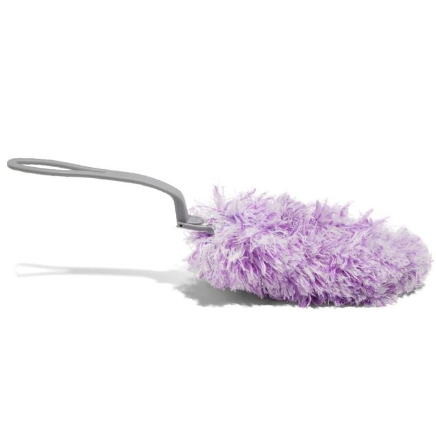 Box de 18 accessoires de m&eacute;nage 38x28,5x14,4cm