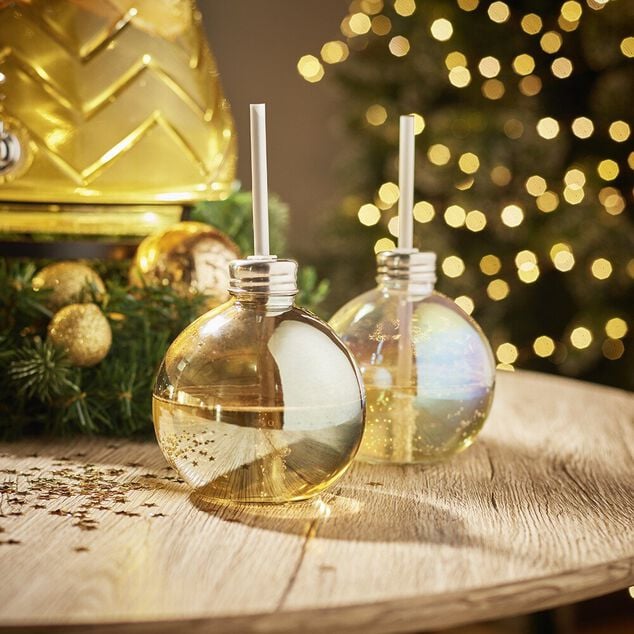 Gobelet en verre forme boule de No&euml;l avec paille