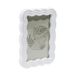 Cadre photo plastique vague 12x17cm pour photo 10x15cm (3 modèles)