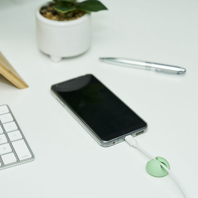 Attache c&acirc;ble de chargeur x3