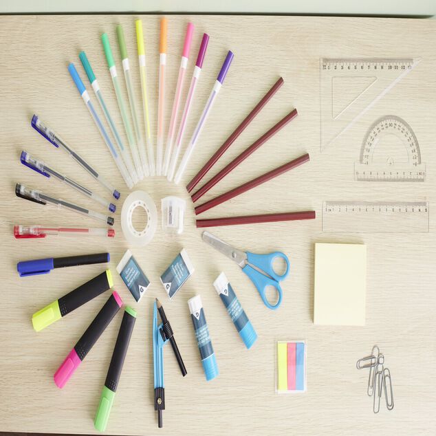 Coffret essentiels d'&eacute;cole 38 pi&egrave;ces