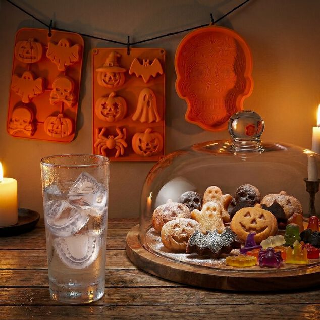 Moule &agrave; g&acirc;teau Halloween x6 silicone orange 18x27cm