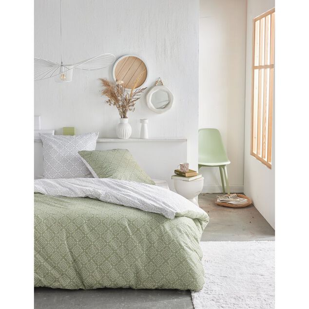 Parure de lit 2 personnes 220x240cm r&eacute;versible &agrave; motif blanc et vert sauge