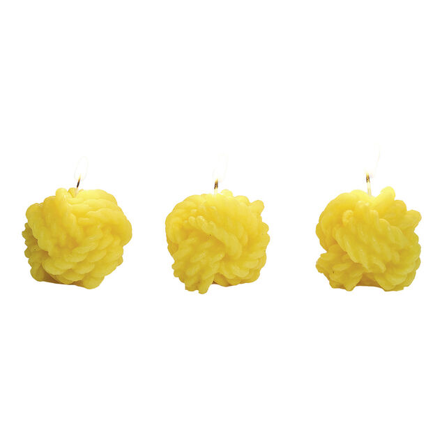 Bougie citronnelle forme pelote de laine jaune &Oslash;5,5cm 3H x3