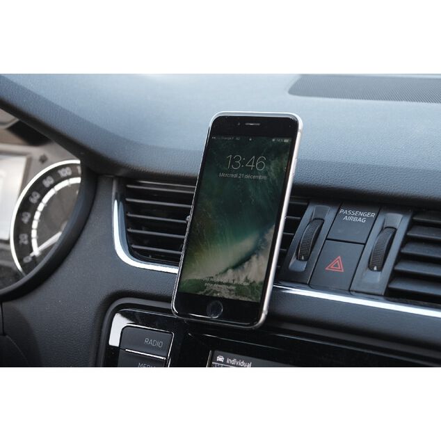 Support smartphone aimant&eacute; pour voiture