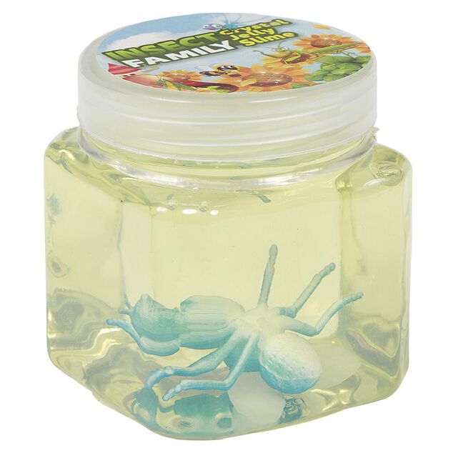 Figurine dans un pot de g&eacute;latine