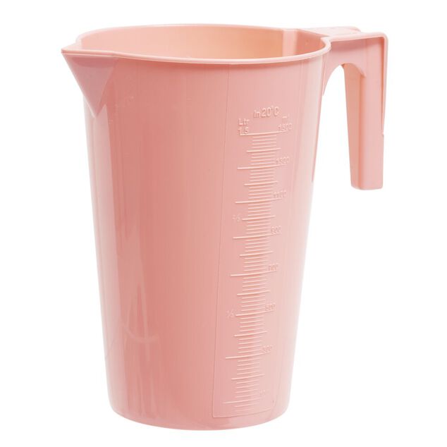 Pichet plastique gradué 1,5L coloré (3 modèles)