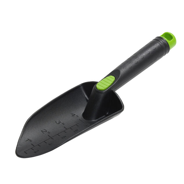 Pelle avec r&acirc;teau &agrave; main plastique noir