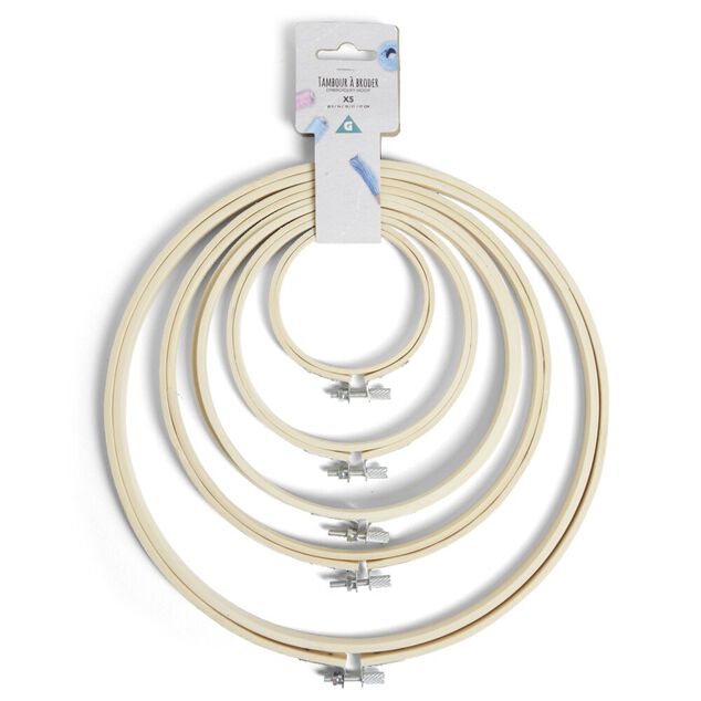 Lot de 5 tambours &agrave; broder diff&eacute;rents diam&egrave;tres bambou beige