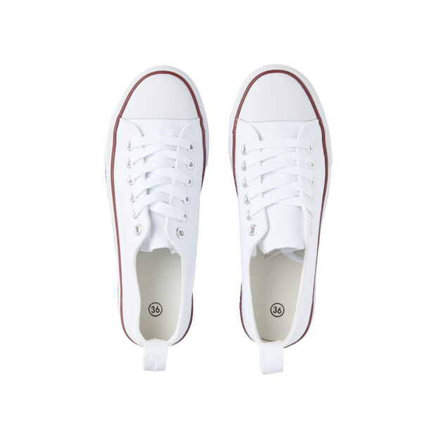 Chaussures toiles femme T36 &agrave; 40 blanches