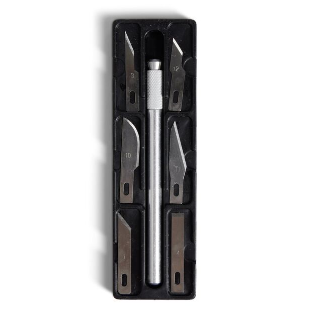 Cutter de pr&eacute;cision 7 lames incluses m&eacute;tal gris