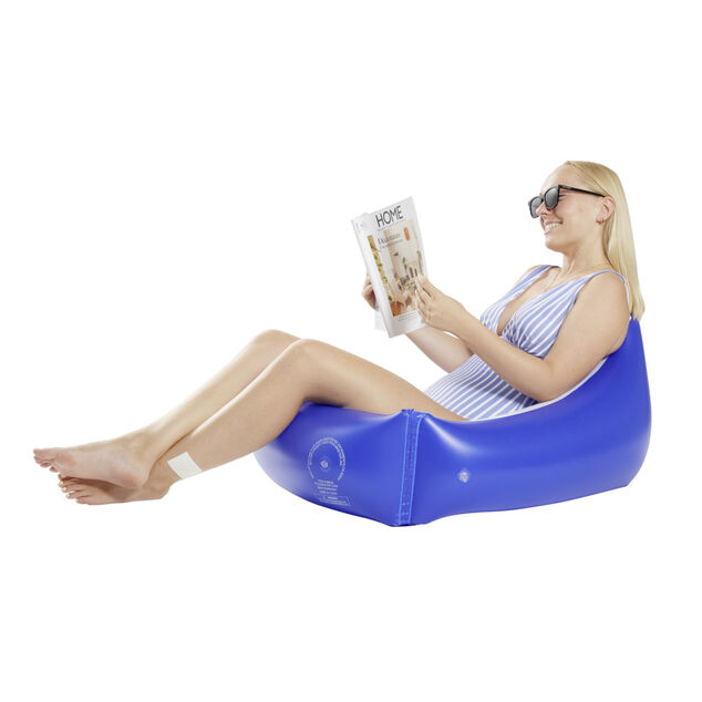 Si&egrave;ge de piscine gonflable forme triangle en plastique bleu 74x74xH25cm