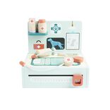 Set docteur en bois avec accessoires L30cm