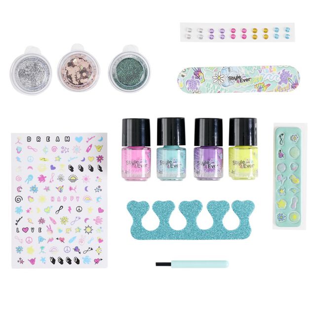 Atelier manucure enfant Style 4 Ever avec accessoires vernis stickers paillettes