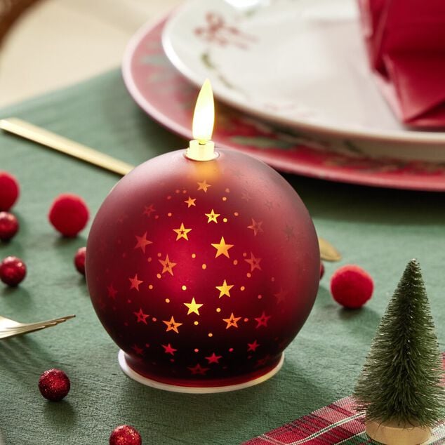 Bougie lumineuse forme boule de No&euml;l en verre rouge &Oslash;10xH13cm
