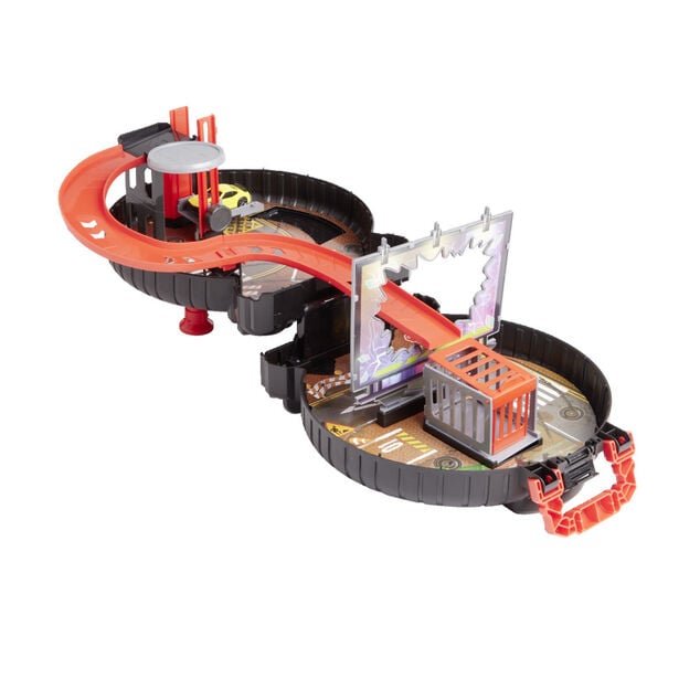 Ensemble garage et son véhicule