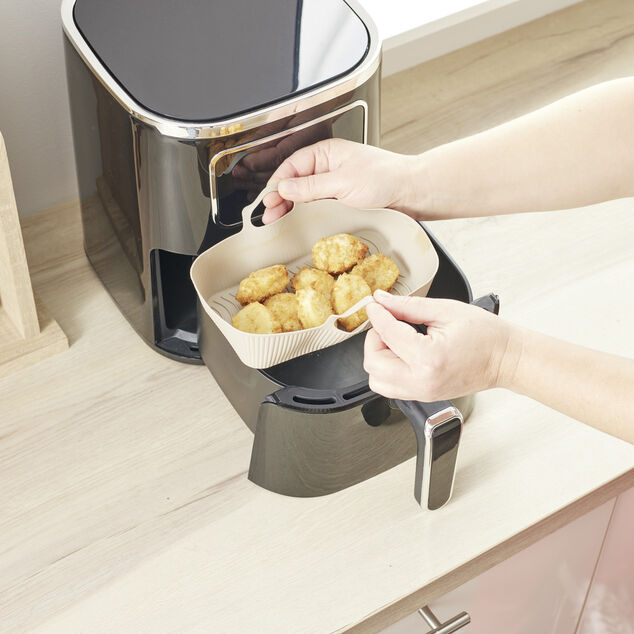 Moule en silicone noir pour friteuse sans huile et à air 20x12xH7cm