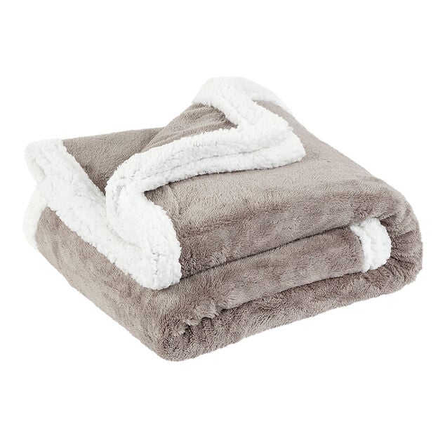 Plaid polaire r&eacute;versible imitation fourrure taupe et blanc