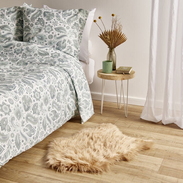 Tapis imitation fourrure forme peau de b&ecirc;te 50x70cm - 3 mod&egrave;les