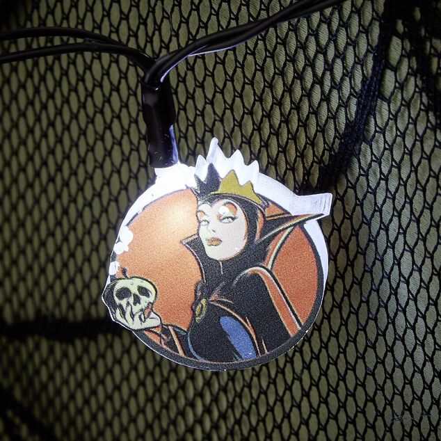 Guirlande LED Halloween Disney Villains filles &agrave; piles 1,6m