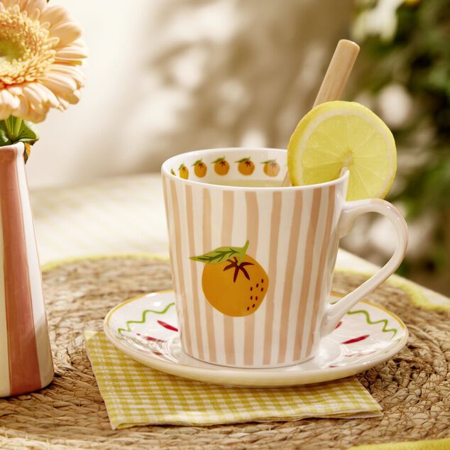 Mug c&eacute;ramique motif fruit orange bayad&egrave;re rayures color&eacute;es &Oslash;8,5xH9cm (2 mod&egrave;les)