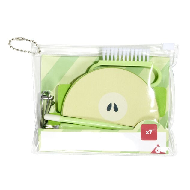 Pochette manucure et p&eacute;dicure avec 7 accessoires - 3 mod&egrave;les