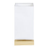Lampe de chevet abat jour blanc sur base carrée en pin naturel
