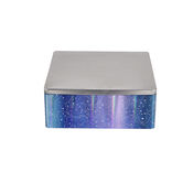 Bo&icirc;te alimentaire carr&eacute; en fer d&eacute;cor bleu et argent&eacute; 26x26xH10cm