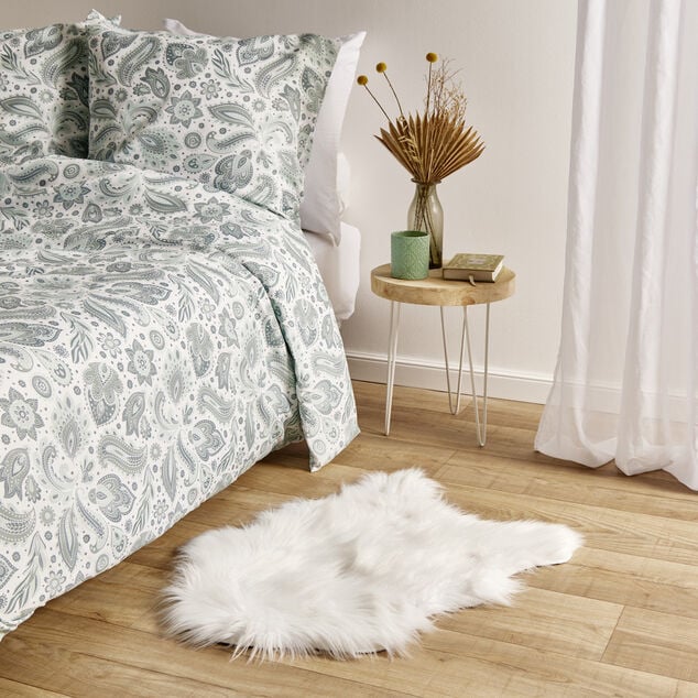 Tapis imitation fourrure forme peau de b&ecirc;te 50x70cm - 3 mod&egrave;les