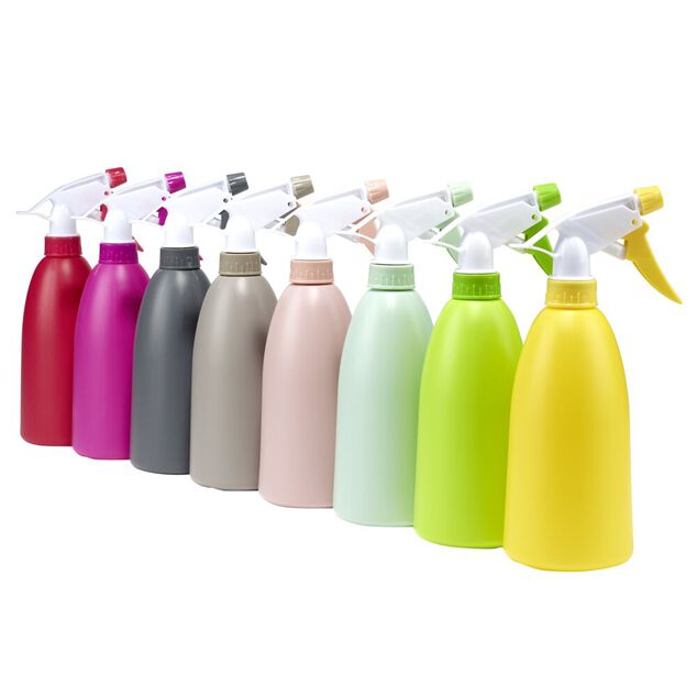 Vaporisateur 480ml plastique 11x8xH22,5cm (4 mod&egrave;les)