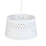 Suspension avec abat jour blanc &agrave; motifs ajour&eacute;s losanges