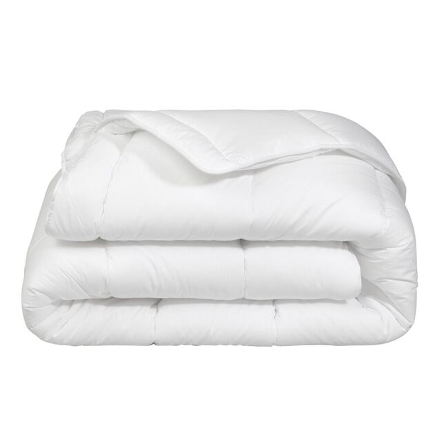 Couette temp&eacute;r&eacute;e anti-acariens 200X200 cm blanc