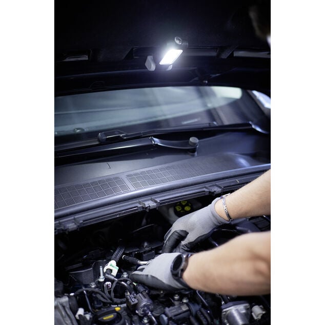 Lampe torche de travail et camping