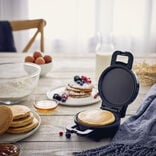 Mini machine &agrave; pancake noir 500-600W