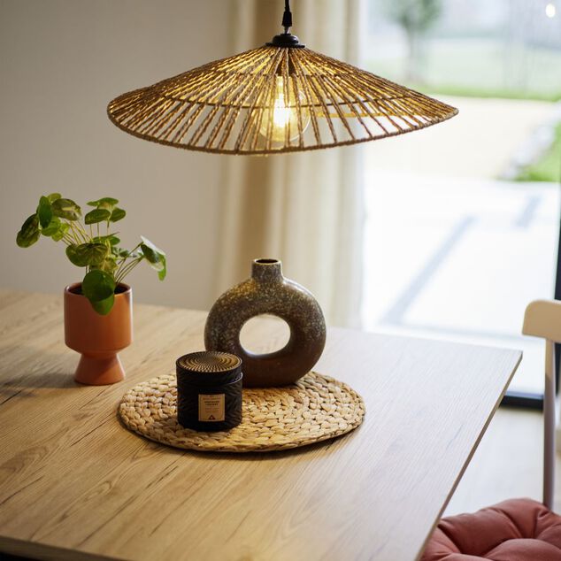 Luminaire &agrave; suspension filaire papillon en papier tress&eacute; &Oslash;50cm