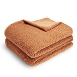 Plaid bouclette 130x160cm polyester 3 coloris